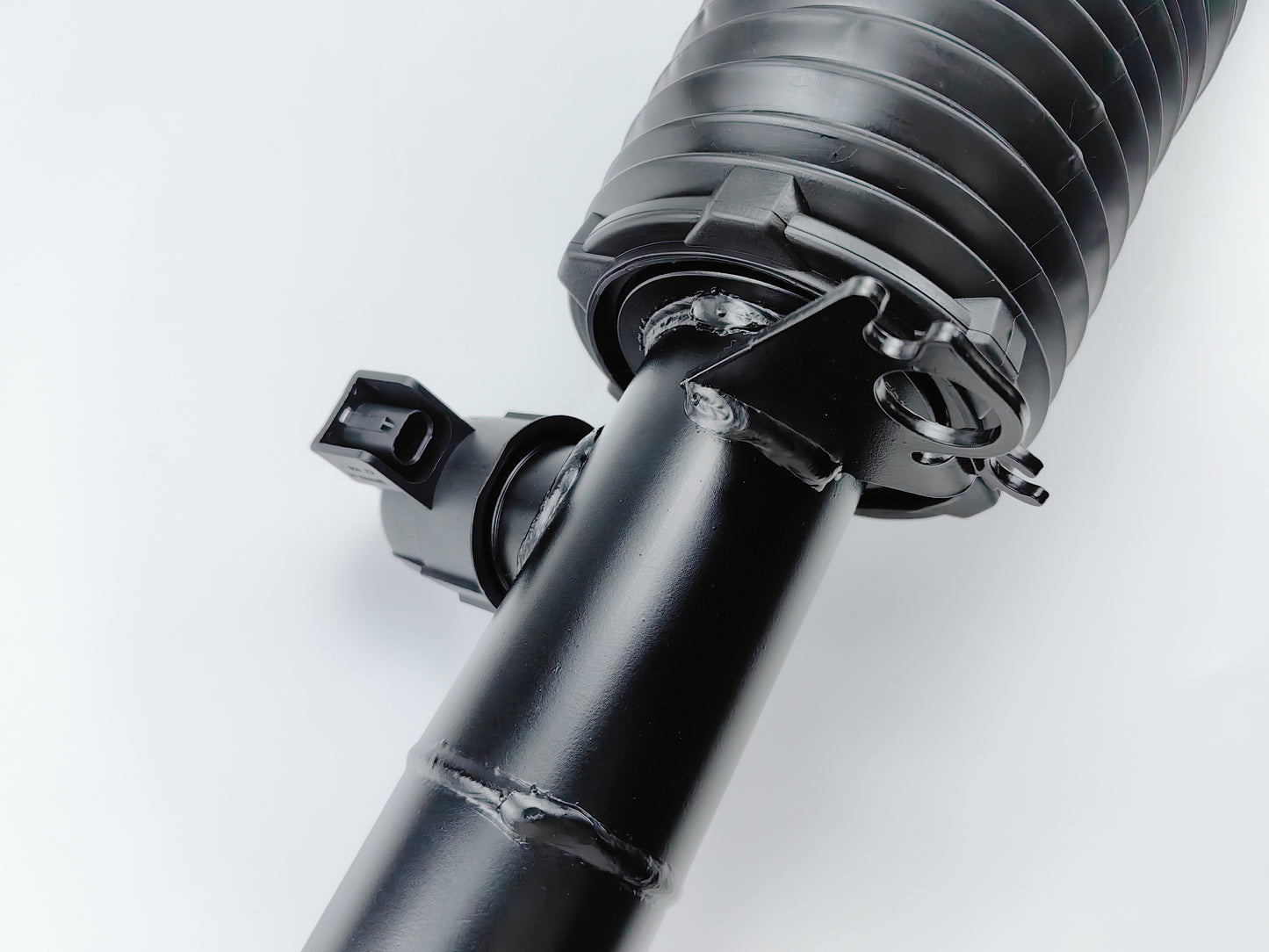 Front Left Air Suspension Shock Absorbers With ADS For BMW X5 37106869035