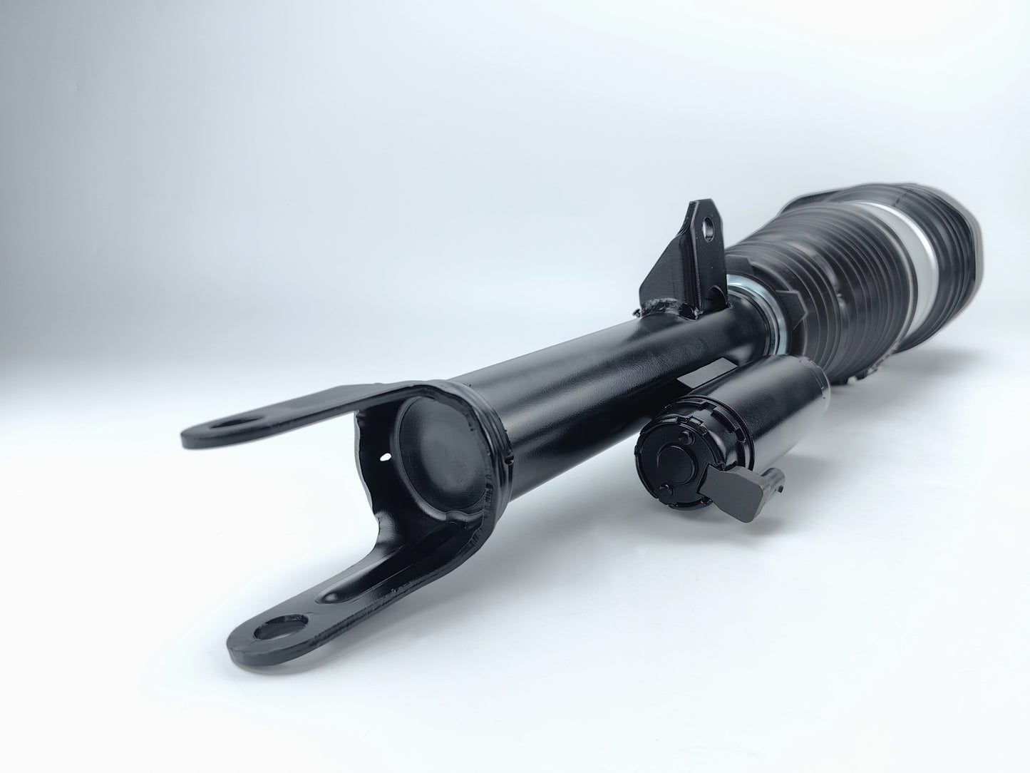 Air Suspension Strut Front Left for BMW 7-Series G11/G12 37106877553