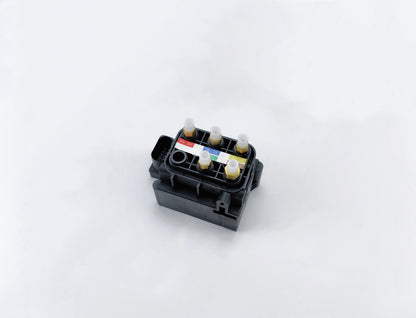 Air Suspension Shock Solenoid  Valve Block Mercedes-Benz S-Class W222 0993200058