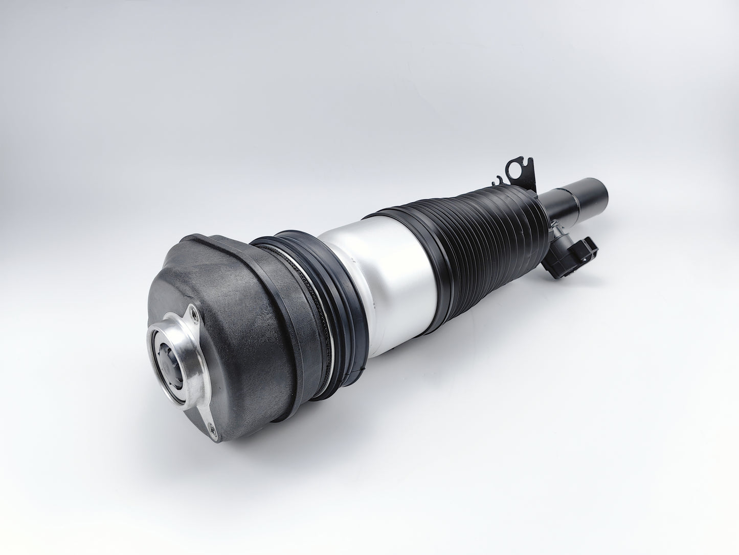 Front Left Air Suspension Shock Absorbers With ADS For BMW X5 37106869035