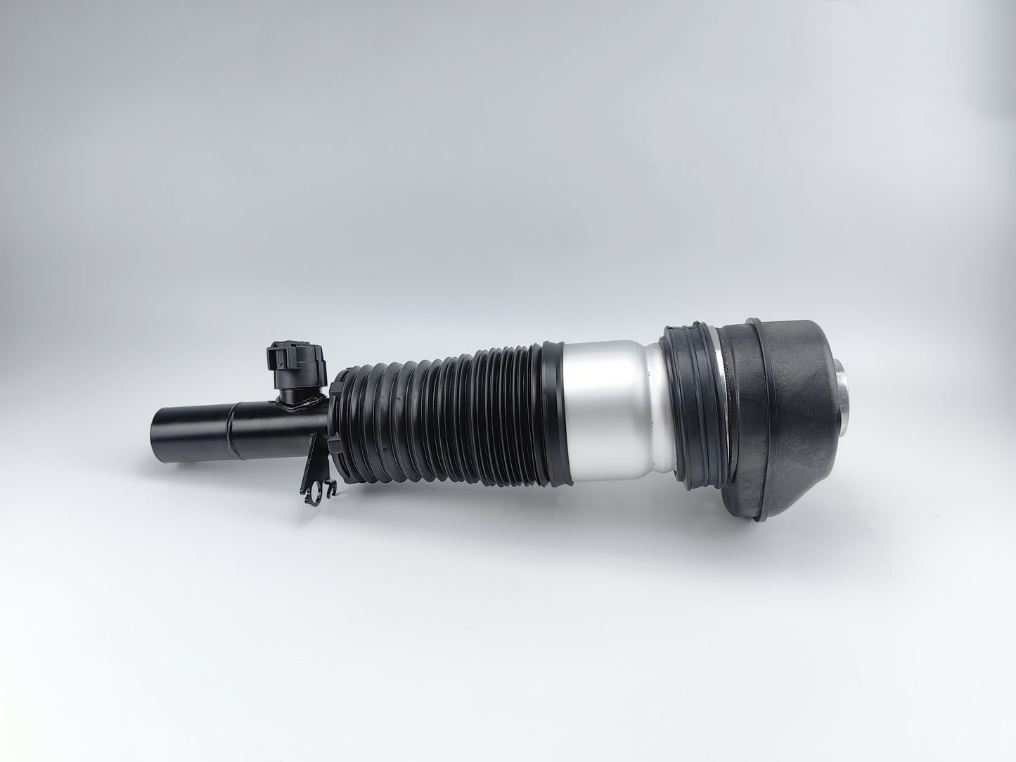 Front Left Air Suspension Shock Absorbers With ADS For BMW X5 37106869035