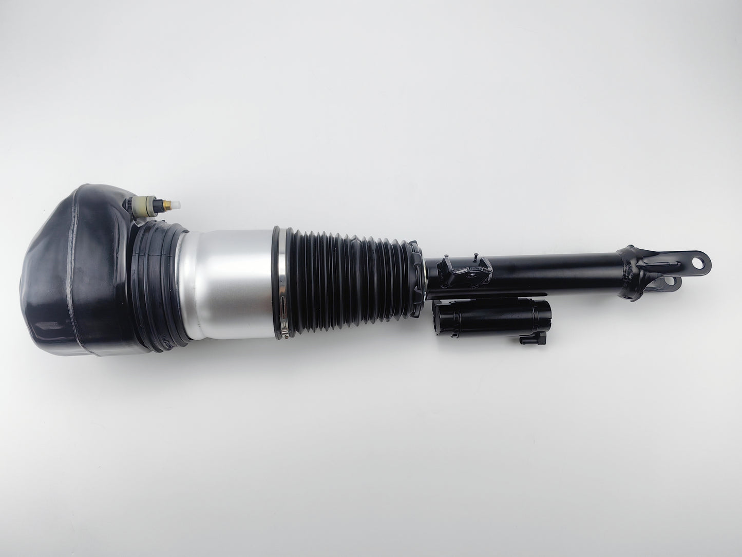 Front Left Air Shock Absorber For BMW 7 Series G11 G12 37106877555