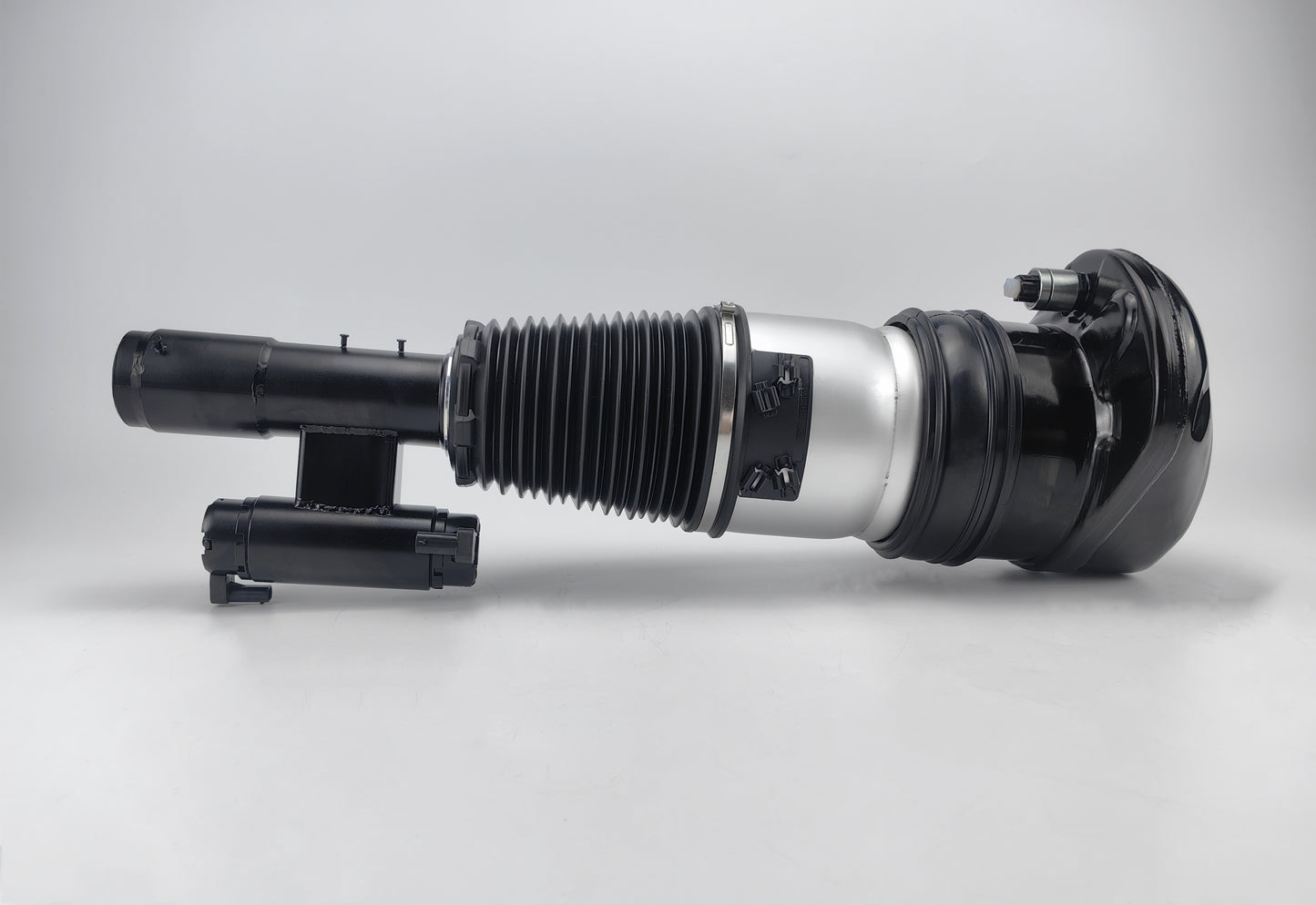 Air Suspension Shock Absorber For BMW G32 4 Matic Front Right 37106899049