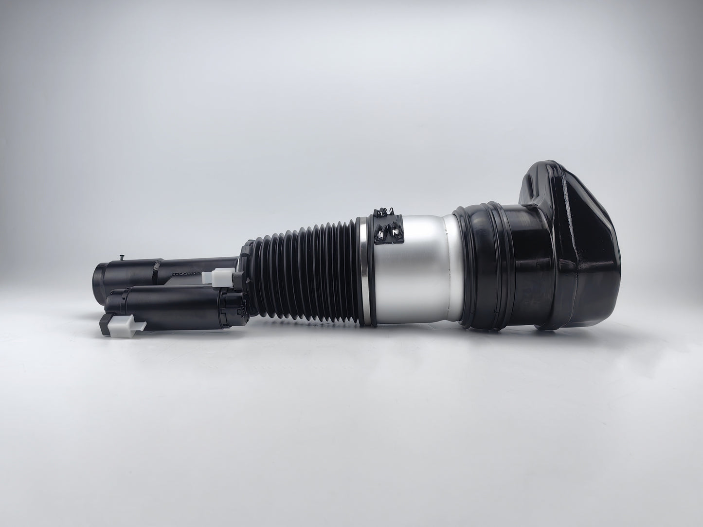 Air Suspension Shock Absorber For BMW G32 4 Matic Front Right 37106899049