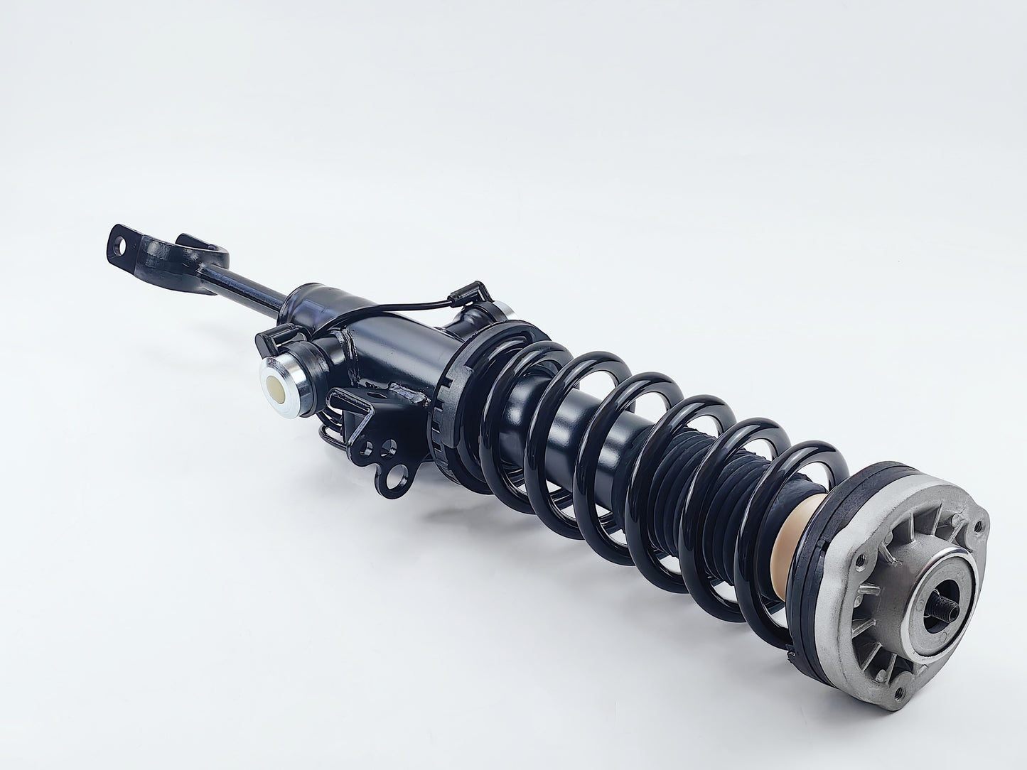BMW 7 Series F01/F02 Front Shock Absorber Assembly With EDC 37116796926 ﻿