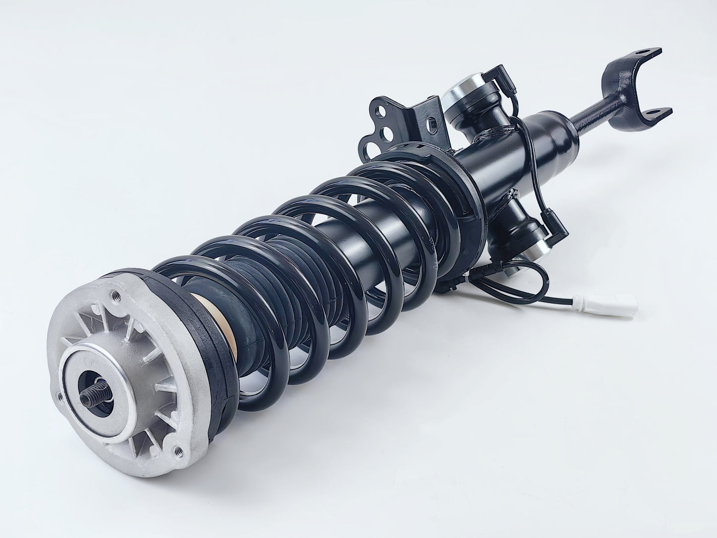 BMW 7 Series F01/F02 Front Shock Absorber Assembly With EDC 37116796926 ﻿