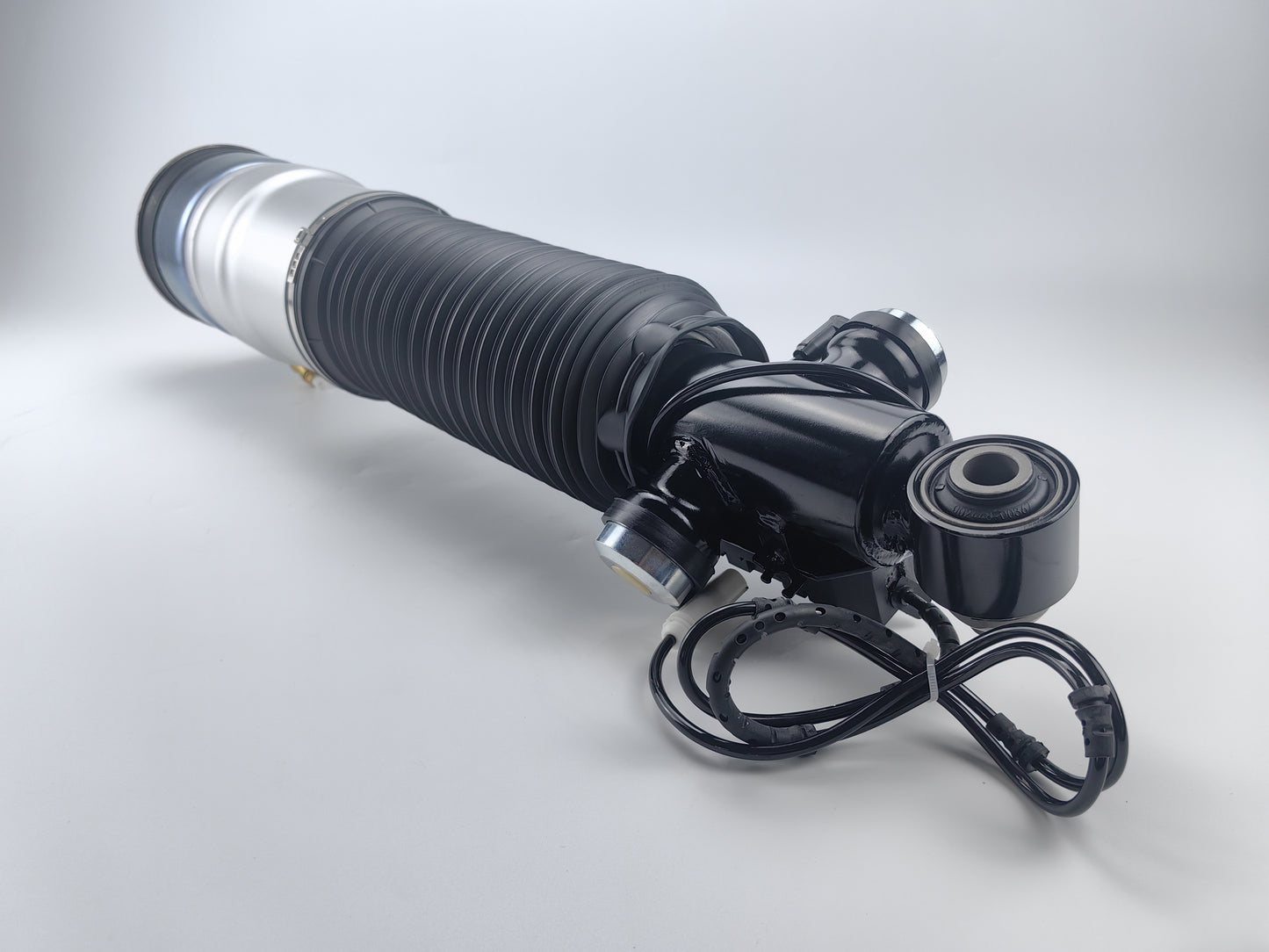 BMW 7 Series F01/F02 Rear Left Air Suspension Shock Absorber 37126791675