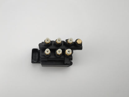 BMW G11 G12  Air Valve Block Suspension 37206861882