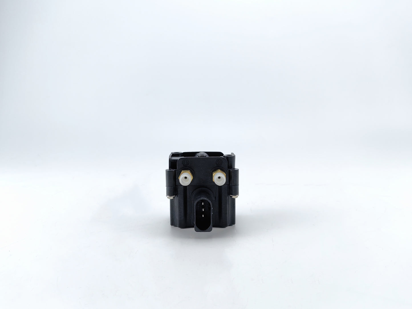Air Suspension Solenoid Valve Block For BMW F02 37206864251