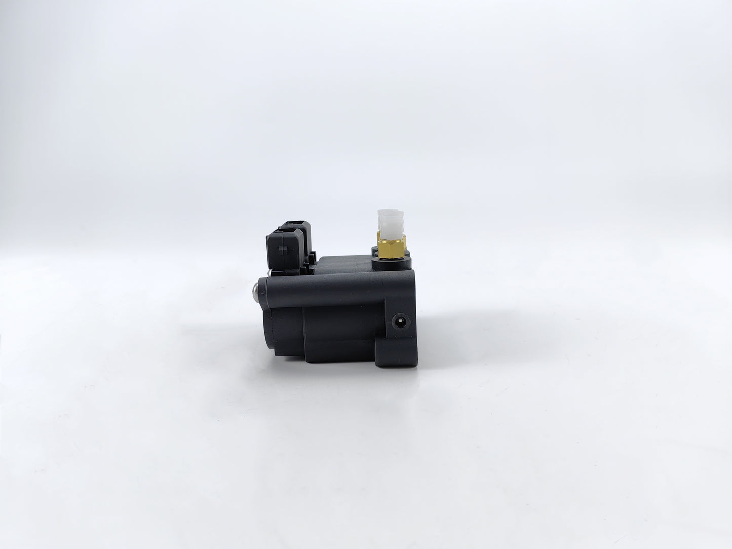 Air Suspension Solenoid Valve Block 37226787616 For BMW E65 E66