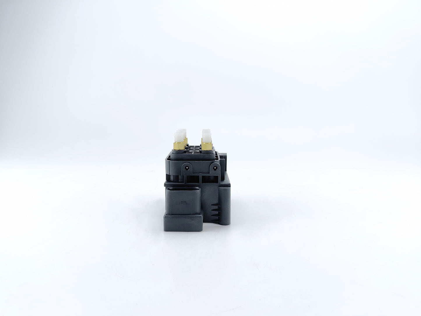 4E0616013 Air Suspension Solenoid Valve Block For Audi A8 A6 D3