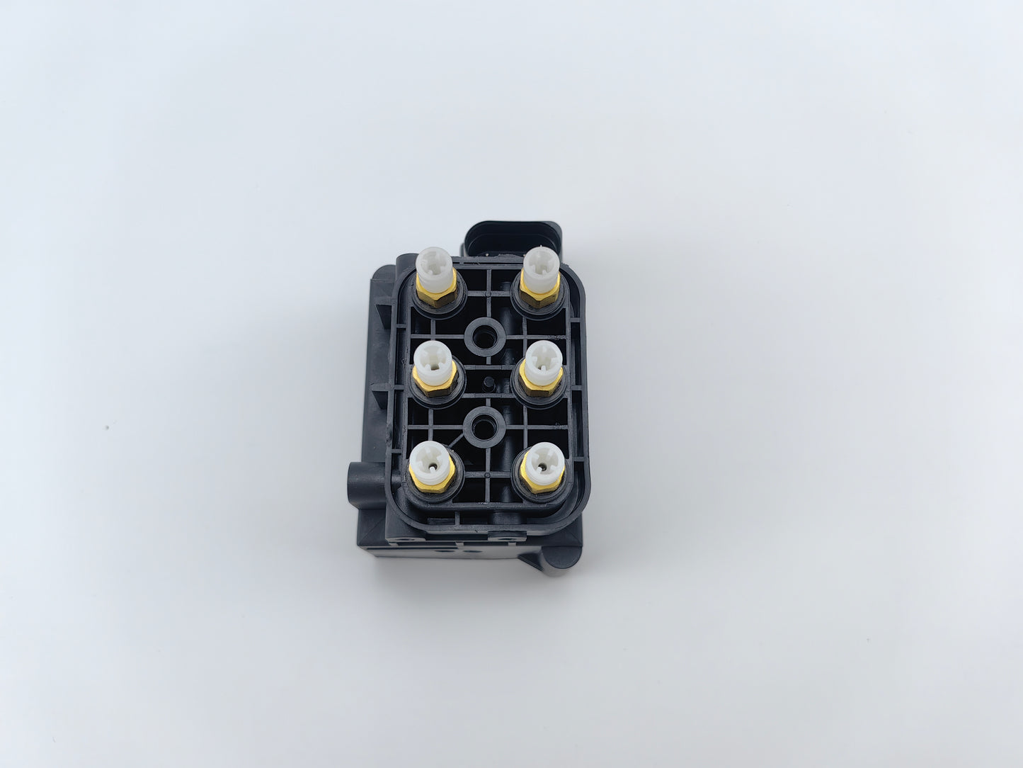 4E0616013 Air Suspension Solenoid Valve Block For Audi A8 A6 D3