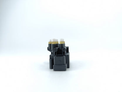 4M0616013A Air Suspension Valve Block For﻿ New Audi Q7