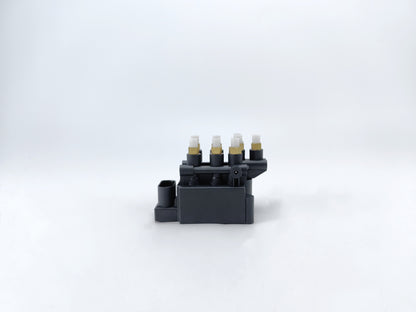 4M0616013A Air Suspension Valve Block For﻿ New Audi Q7