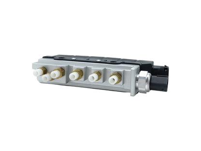 C2C35166 Air Suspension Valve Block For Jaguar XJ X350 X358