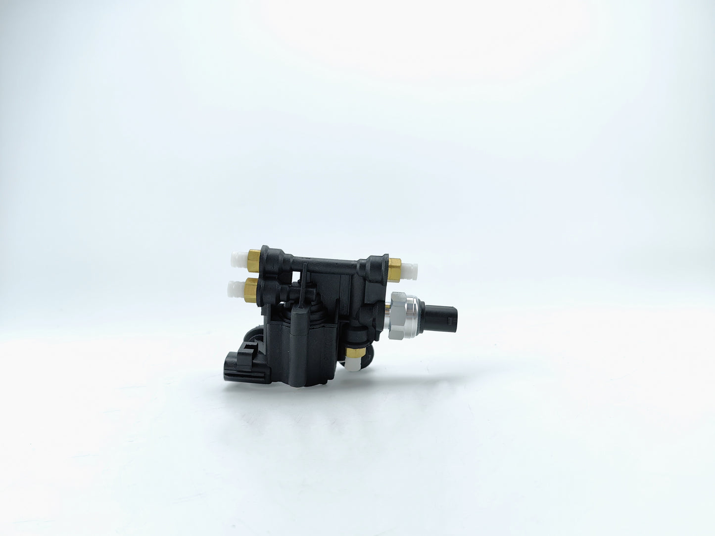 RVH000046 Land Rover Range Rover L322 Solenoid  Air Suspension Valve Block